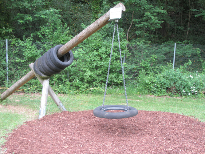 Reifenschaukel.jpg
